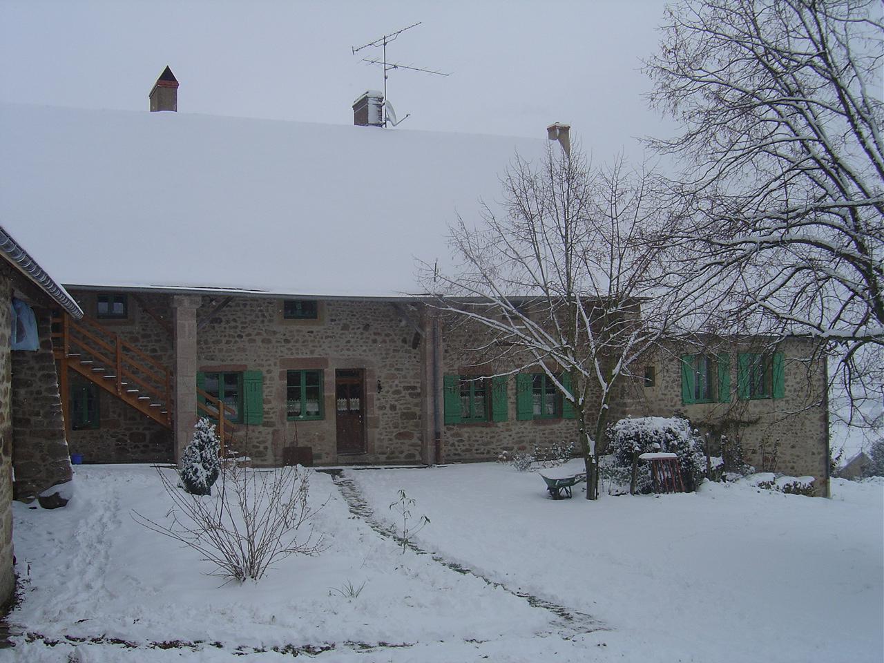 Si vous avez envie de vous échapper quelques jours, profitez d’une location de vacances à la campagne ! Avec un séjour dans une ferme en famille, ou entre amis, vous profitez à la fois de la nature et du confort.